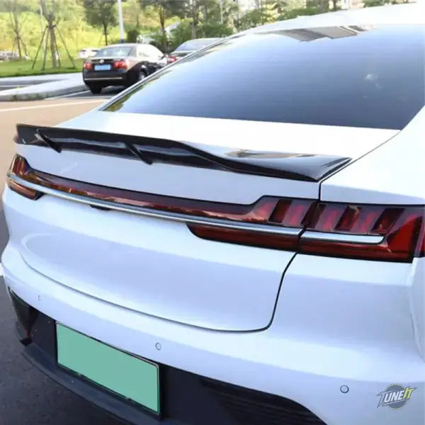 Aileron de coffre en fibre de carbone BYD HAN EV 2021-2022 R Style
