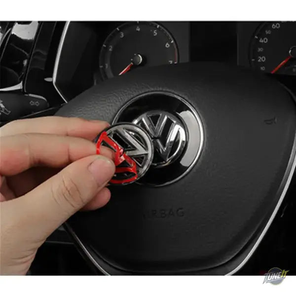 Autocollants de volant noir ou style carbone pour Volkswagen Golf / Bora / Scirocco / Passat (modèles compatibles)