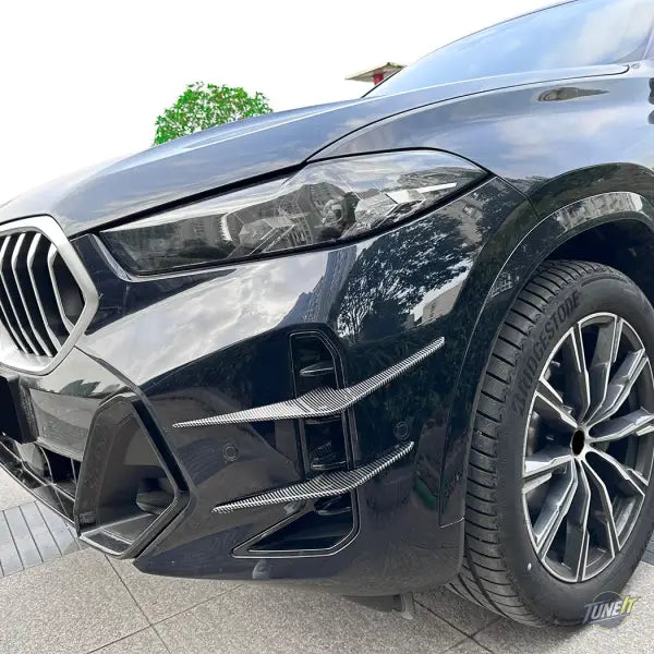 Pare-chocs avant BMW X6 G06 Noir Brillant Style Carbone Pièces Compatibles
